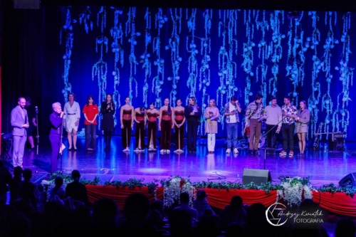 1 -122 (Copy)